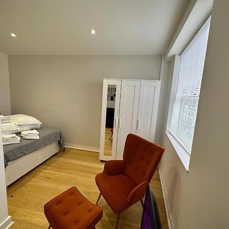 2A Soho Studios By Indigo Flats Sleeps 4 Londres Exterior foto